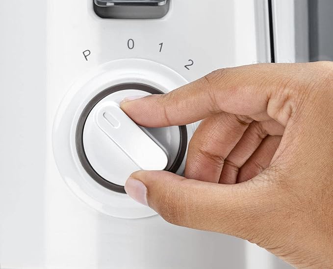 عصارة فواكه كهرباء بلاك اند ديكر ، 250 وات ، ابيض ورمادي - JE250-B5