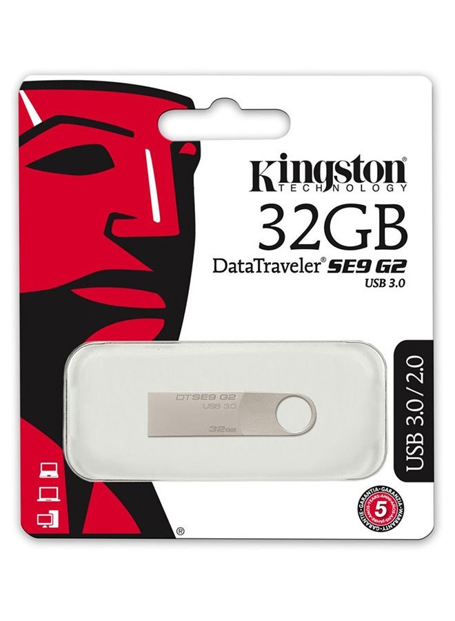 Kingston DataTraveler SE9 G2 USB 3 Flash Drive , 32 GB , Silver - DTSE9G2