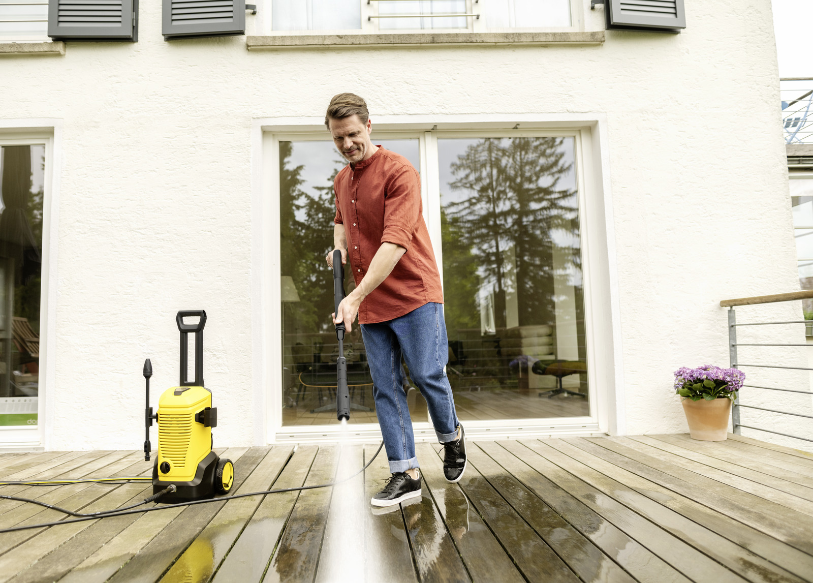 Karcher Pressure Washer , Yellow