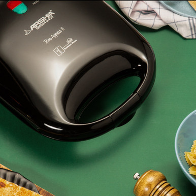 Arshia Sandwich Maker 1200 Watt Black - SM064-2455