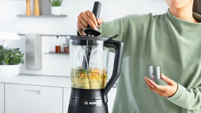 Bosch Series 4 Countertop Blender with Pusher , 4-Wing Stainless Steel Blade 1.5 Liter 1200 Watt Black - MMB6172B