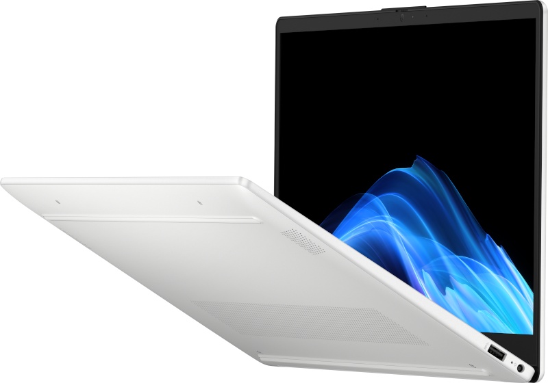 لاب توب اتش بي 15-fd2001ne - C53H7EA ، معالج انتل كور الترا 7 255U 15.6 بوصة ، هارد 1 تيرا بايت SSD ، رام 16 جيجا بايت ، كارت شاشة انتل جرافيكس ،ويندوز 11 - فضي ناتشورال
