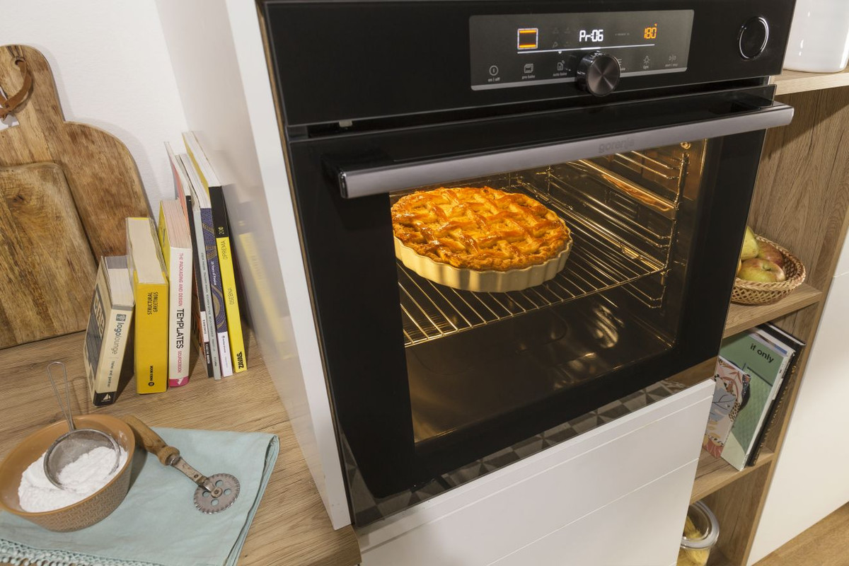 Gorenje Built-In Electric Oven with Grill 77 Liter , Black Stainless Steel - BOS6747A01X