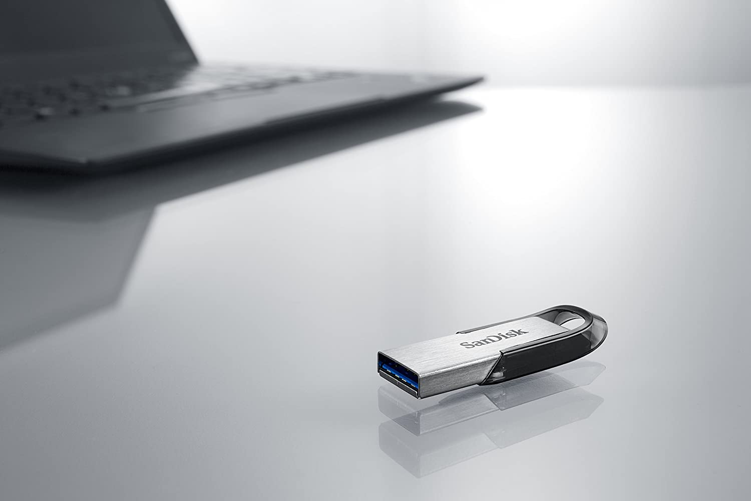 فلاش درايف USB 3 سانديسك ، 256 جيجا بايت اسود - SDCZ73