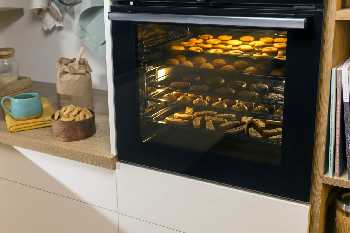 Gorenje Built-In Electric Oven with Grill 77 Liter , Black Stainless Steel - BOS6747A01X