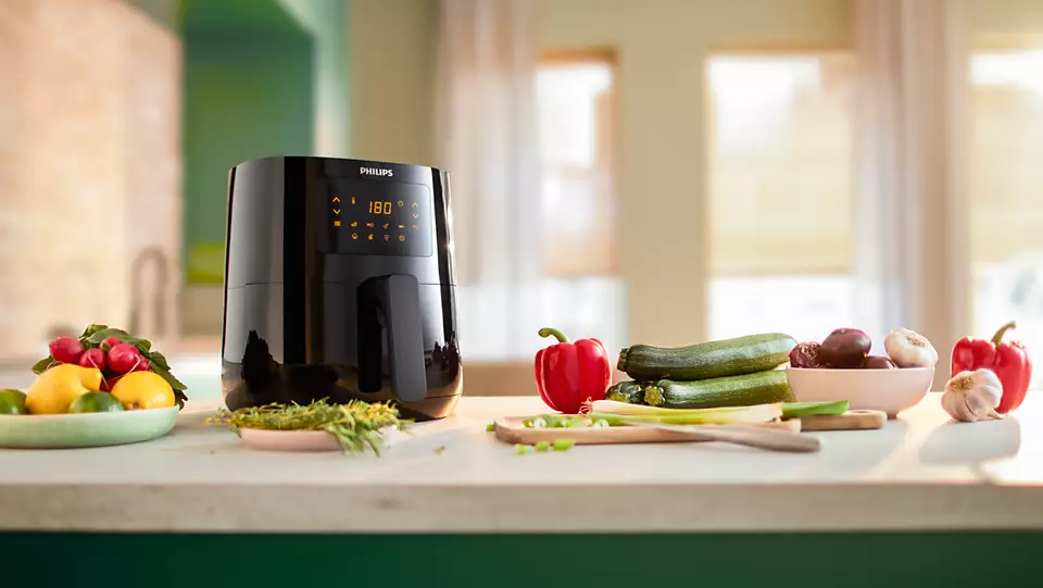 Philips Air Fryer , 4.1 Liter , 1400 Watt Black - HD9252-91