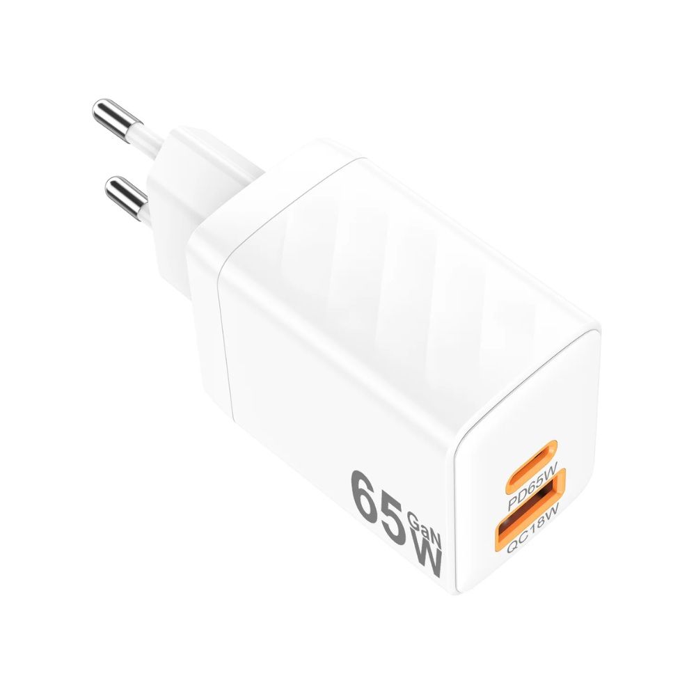 Nine Nexus Power Wall Charger , 2 Ports Dual Ports Type C and A , 65 Watt 100 Volt White