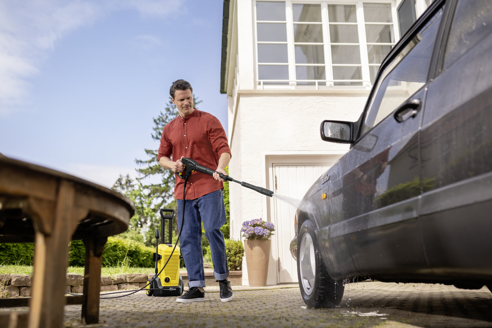Karcher Pressure Washer , Yellow