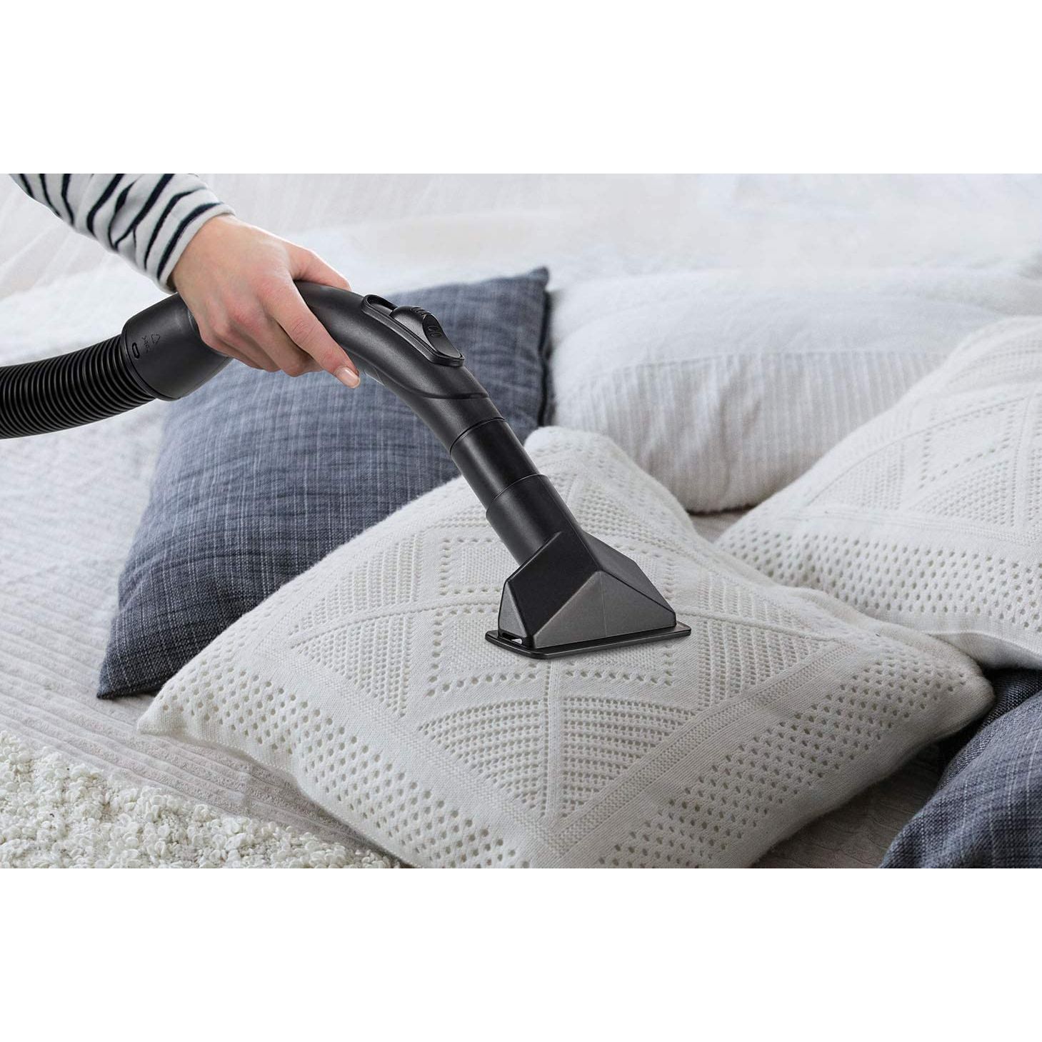 مكنسة برميل بلاك اند ديكر ، فضى واسود - WV1450-B5