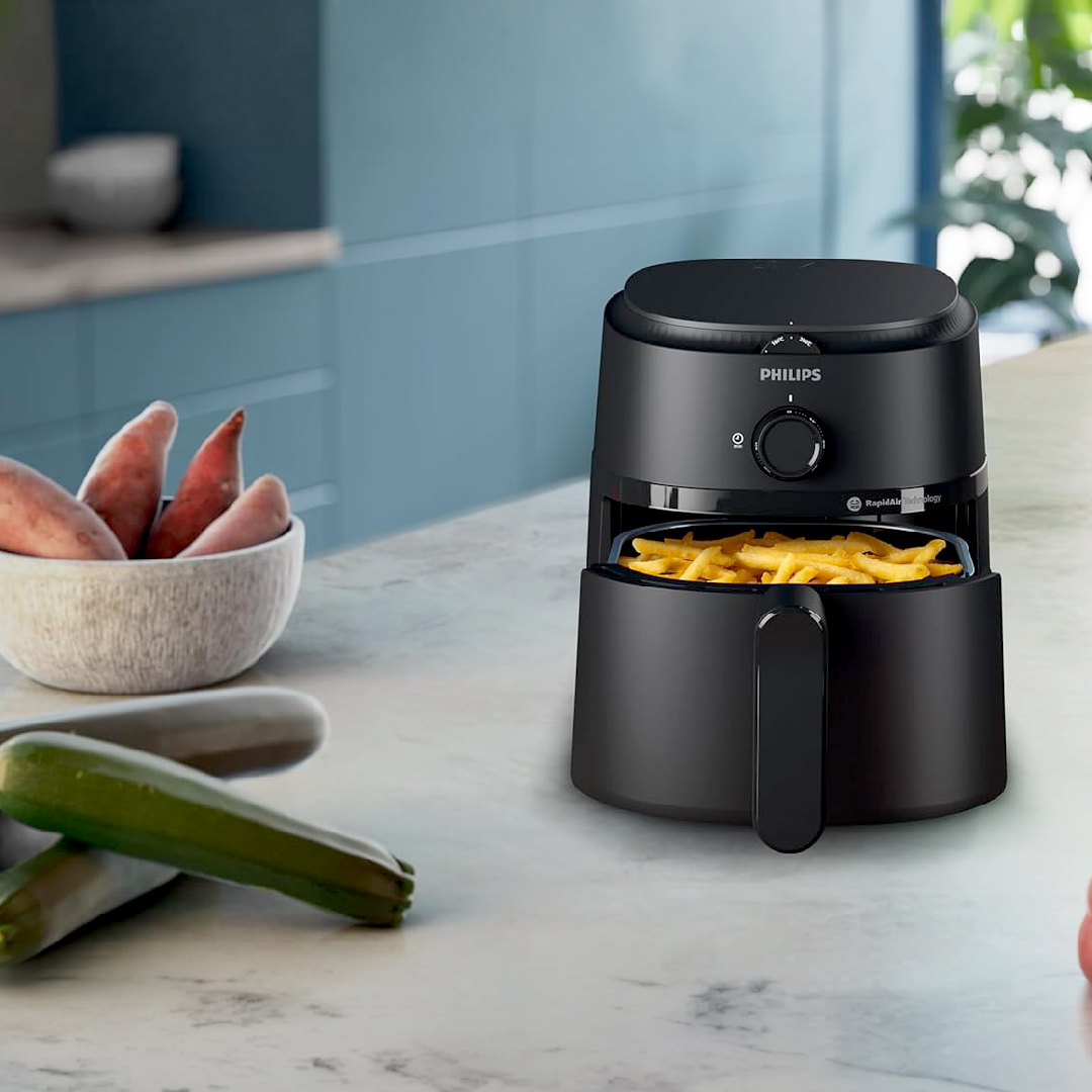 Philips 1000 Series Air Fryer , 3.2 Liter , 1300 Watt Black - NA110/00