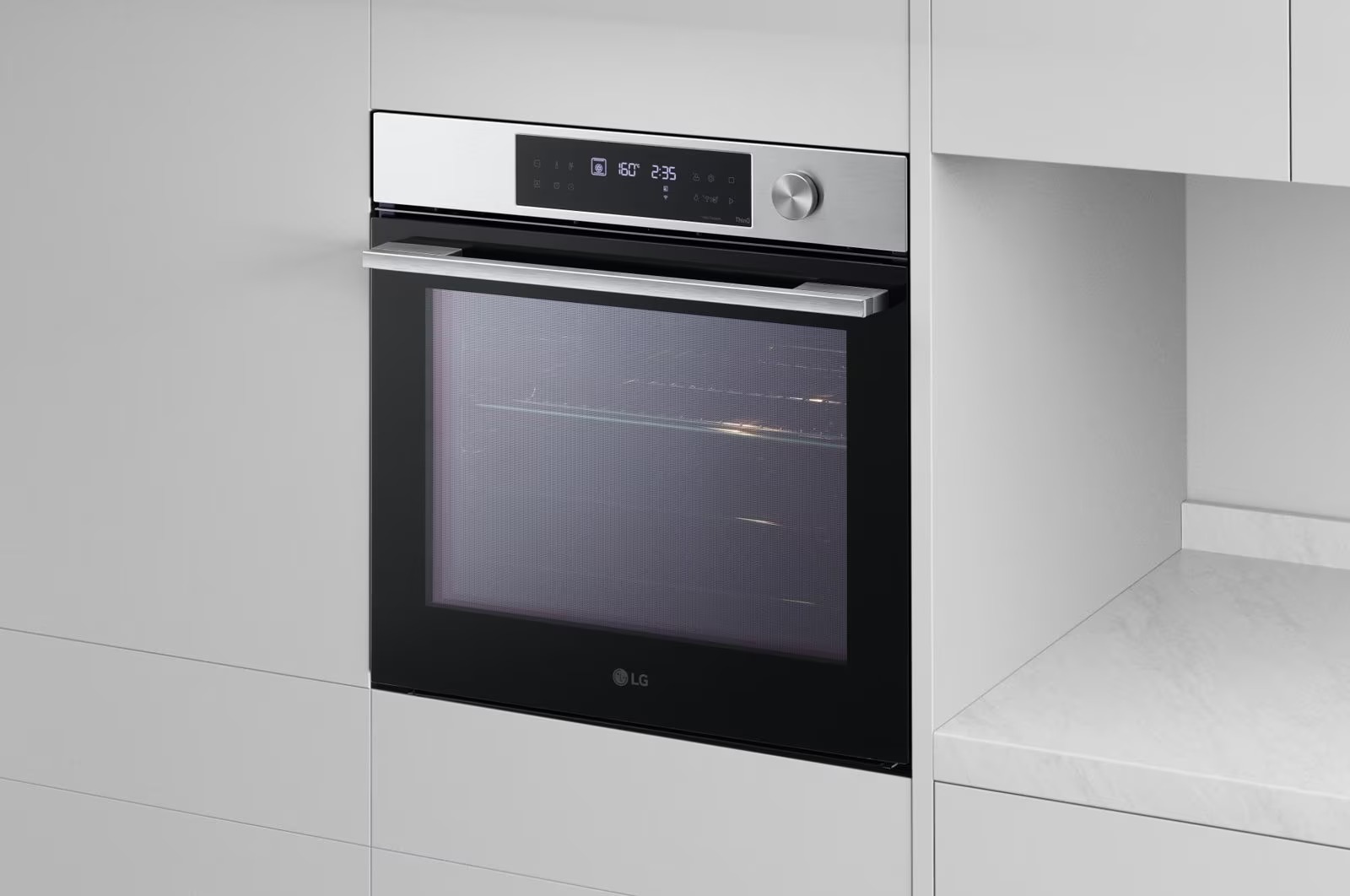 فرن بلت ان كهرباء ال جي، بميزة اير فراي، 60 سم- WSED7613S.BSTZEEC مع شفاط بلت ان شكل حرف T، مقاس 60 سم - HC7Z3625S.CBKZEEC و بوتاجاز بلت ان مسطح غاز، 4 شعلة، 60 سم - HU641BBG.CSTZEEC, اسود وفضي, 76 Liter