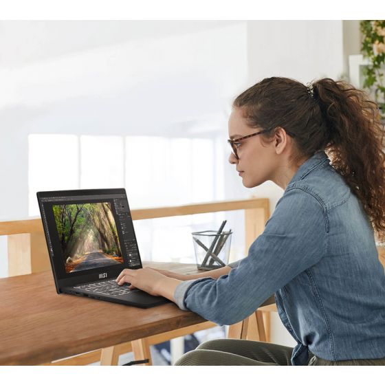 لاب توب ام اس اي Modern 14 - C12MO ، معالج انتل كور i5-1235U ، هارد 512 جيجا بايت ، رام 8 جيجا بايت ، كارت شاشة انتل ايريس XE جرافيكس ،فري دوس