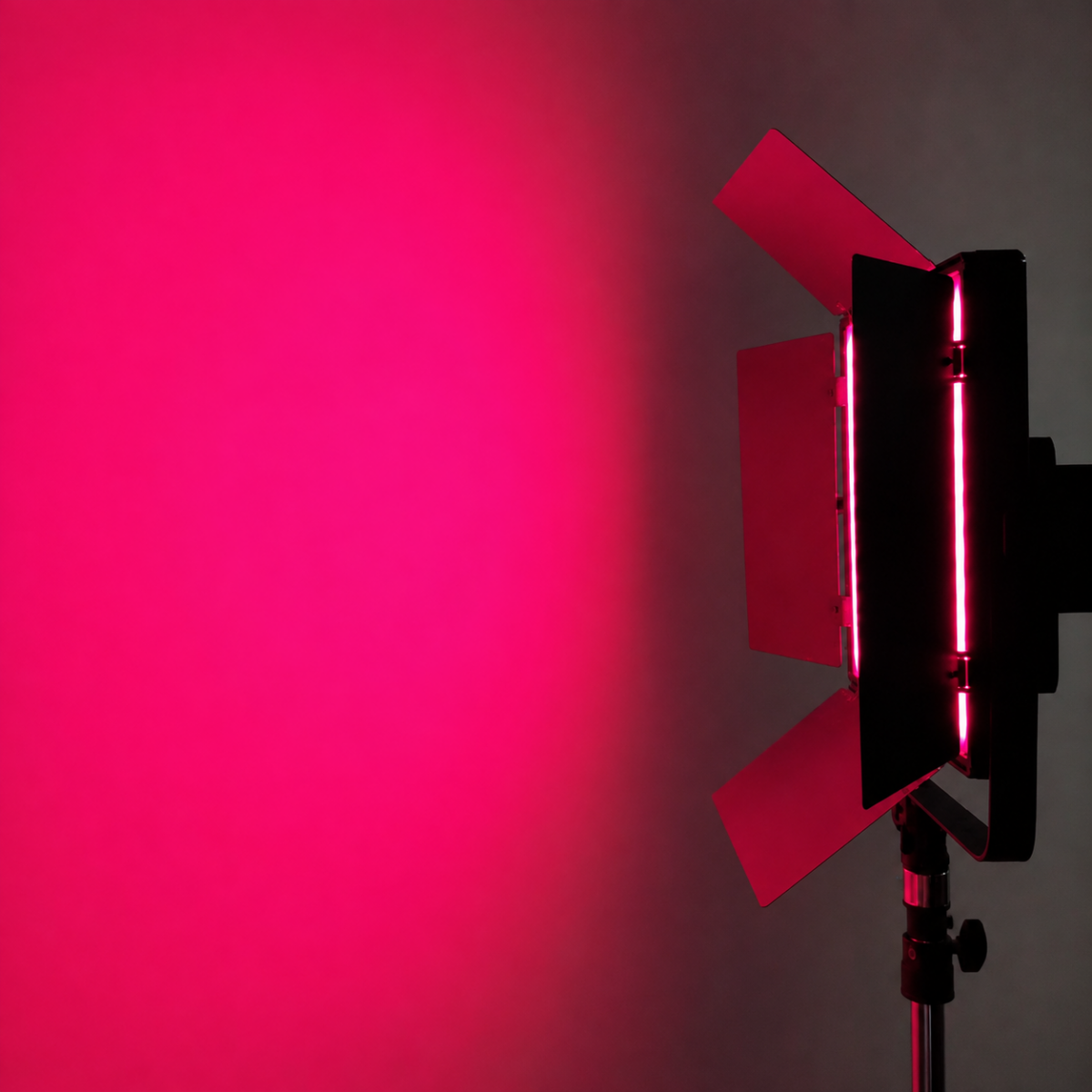 Vagner Pro LED Video Panel Light ,45 Watt ,Black - LED900 RGB
