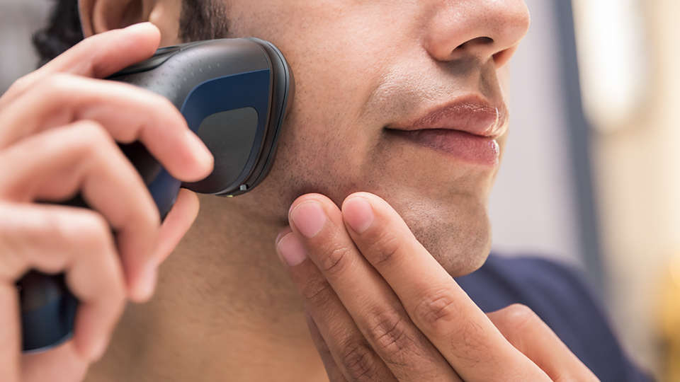 ماكينة حلاقة كهرباء فيليبس ، استخدام جاف ورطب ، ازرق - S1323