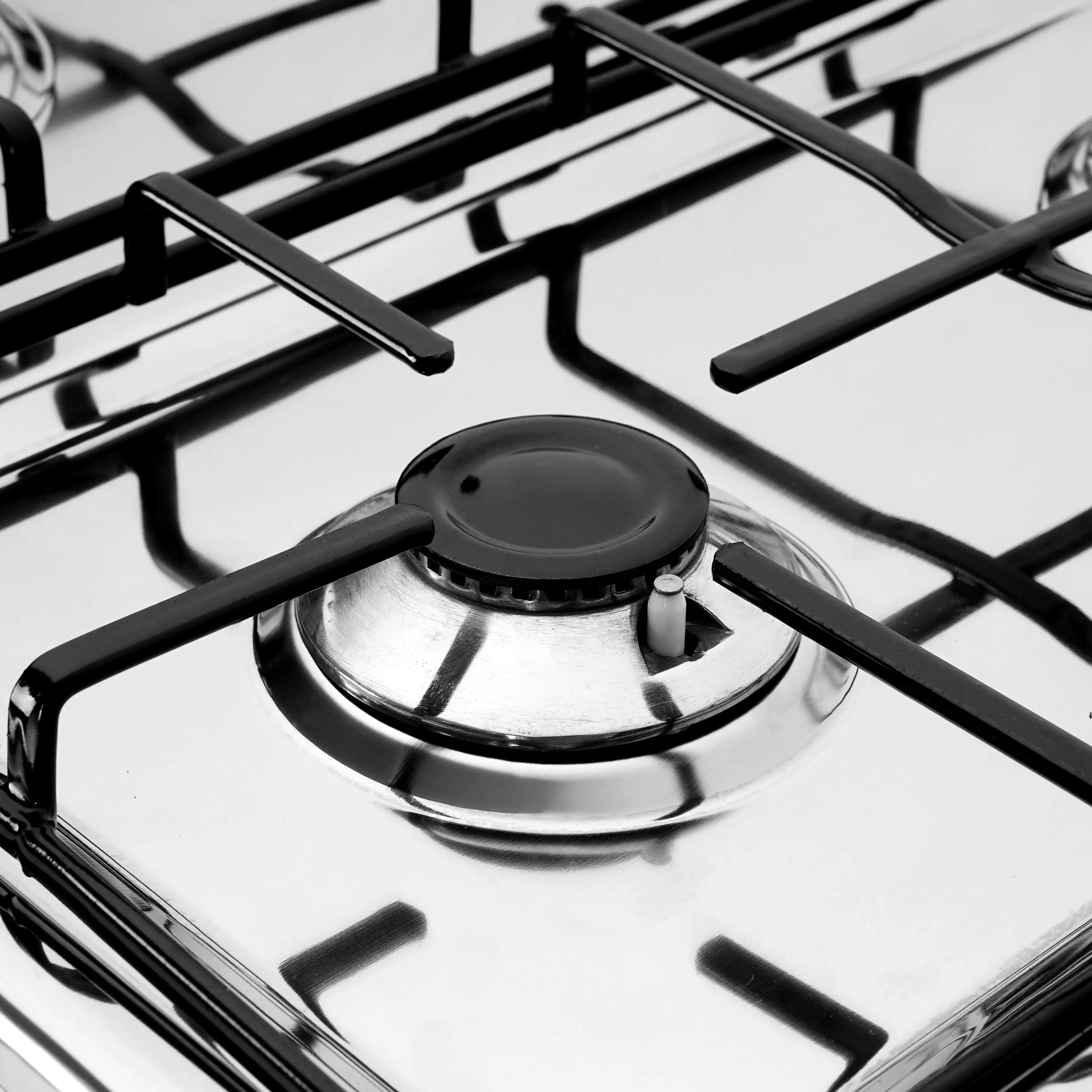 Global Electronics Gas Cooker , 4 Burners , Black Gold