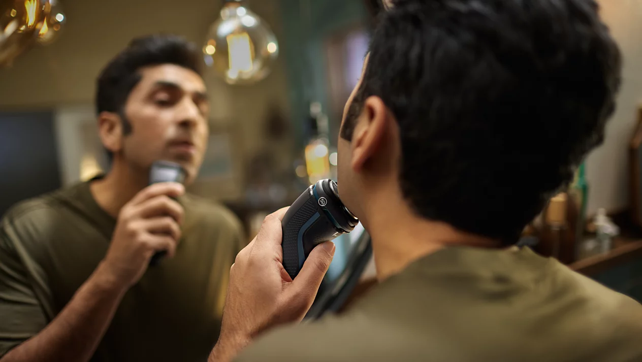 ماكينة حلاقة كهرباء قابلة للشحن فيليبس سيريس 3000 ، استخدام جاف ورطب ، ازرق - S3144/00