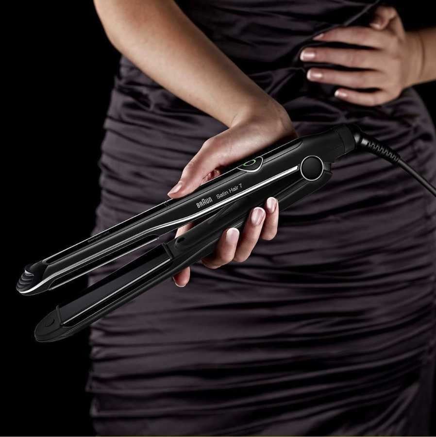 Braun Satin Hair 7 Hair Straightener 200 Celsius , Black - ST780E
