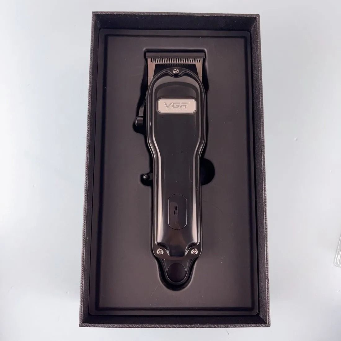 VGR Professional Rechargeable Hair Clipper with Attachments Dry , Black - V-251