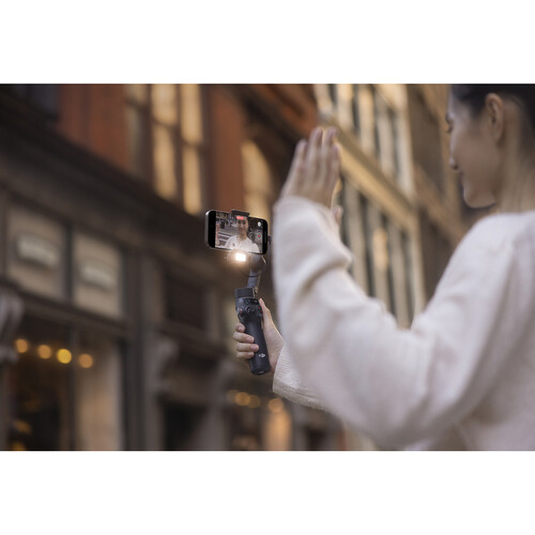 Dji Osmo Mobile 7P Smartphone Gimbal forsmartphones up to 3.3″ wide Dark Gray